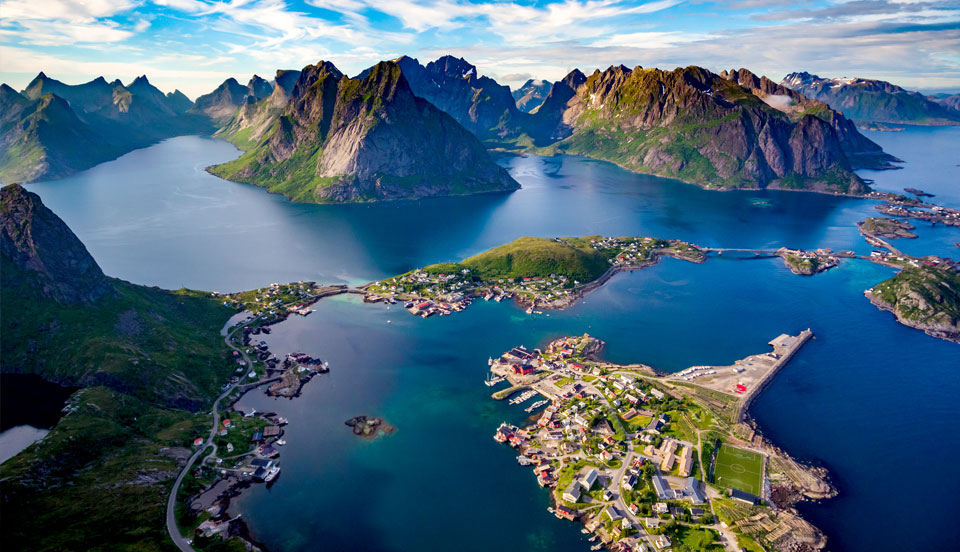 Scopri la Norvegia tra fiordi, ghiacciai e casette colorate | Allianz Global Assistance