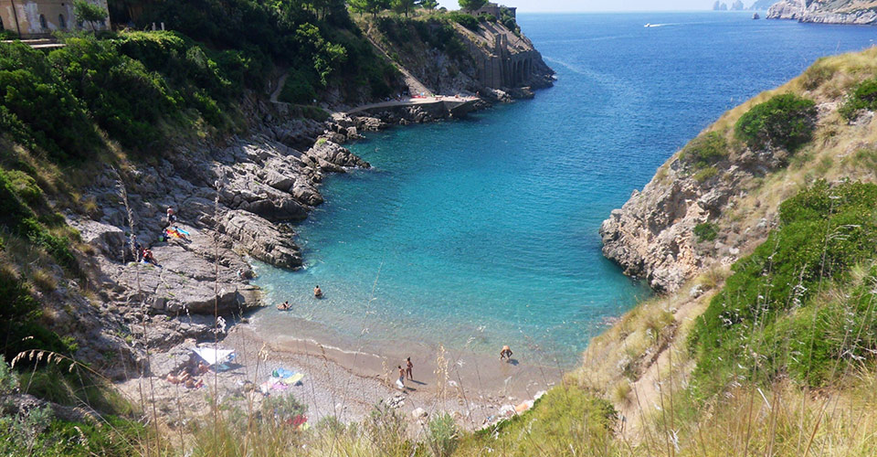 La Baia di Ieranto, una meraviglia della natura  | Allianz Global Assistance