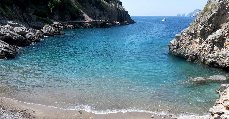 La Baia di Ieranto, una meraviglia della natura  | Allianz Global Assistance